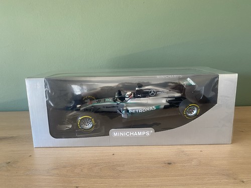 Minichamps 18 mercedes - f1,