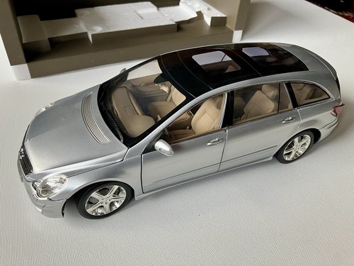 Modellauto minichamps - 1:18,