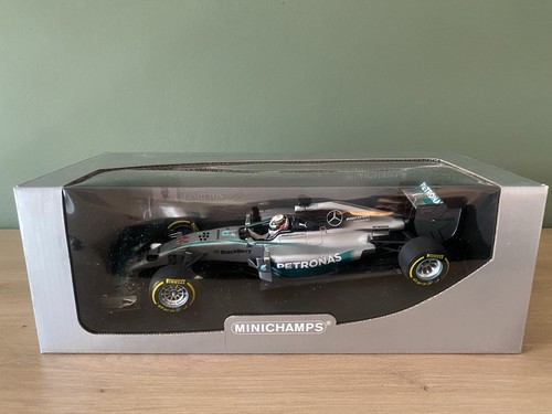 Minichamps 18 mercedes - 1:18,