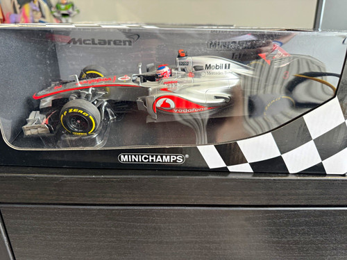 Minichamps vodafone mclaren - vodafone,