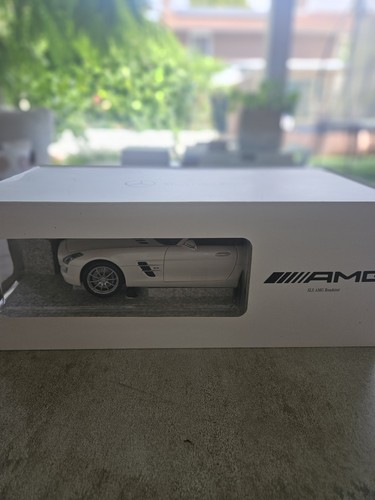 Minichamps mercedes sls - 1:18,