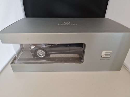 Minichamps mercedes - 1:18,
