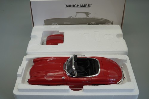 Minichamps 180039041 - 1:18,