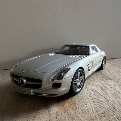 Minichamps mercedes sls - minichamps, amg